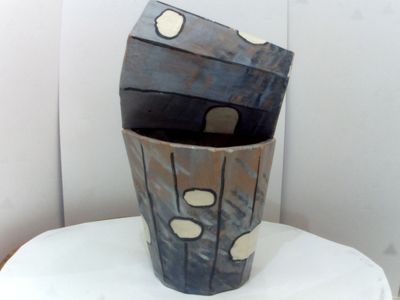 2 stk kantede kopper