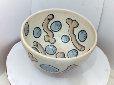 Skål med masser bøjede penisser